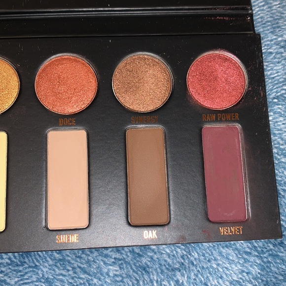 Kat von d metal matte mini eyeshadow palette - Picture 4 of 7